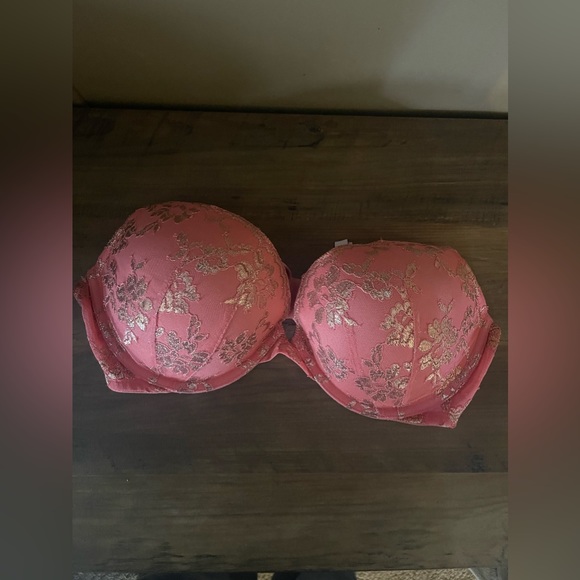 Vs pink bra - Picture 3 of 3